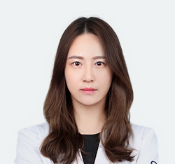 ศัลยแพทย์ คิม โซยอง